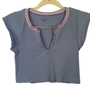 Out From Under Blue Ribbed V Neck Cropped Cap Sleeve Top